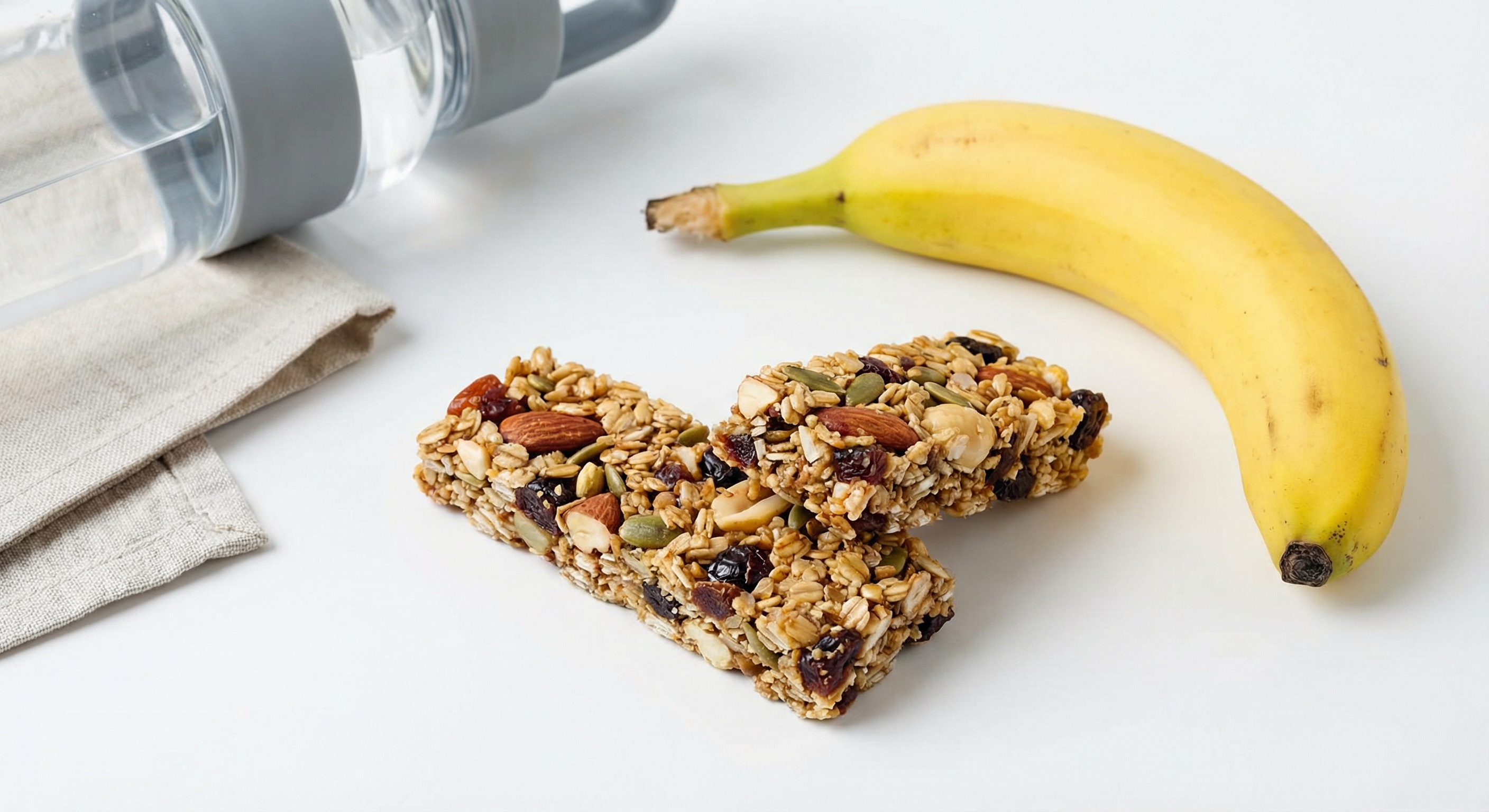 Granola and banana table